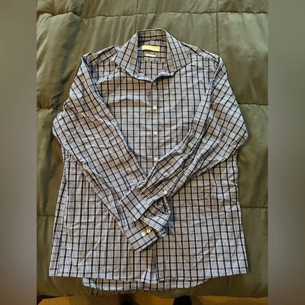 Michael kors plaid men’s button down non iron dress shirt 16.5  34/35